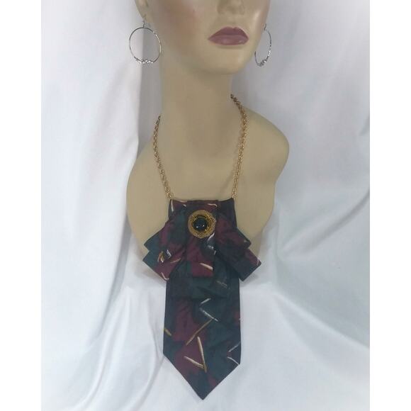 Artisan Vintage Silk Tie Necklace Milano Upcycled Antique Gold Brooch Accent NEW - Picture 3 of 13